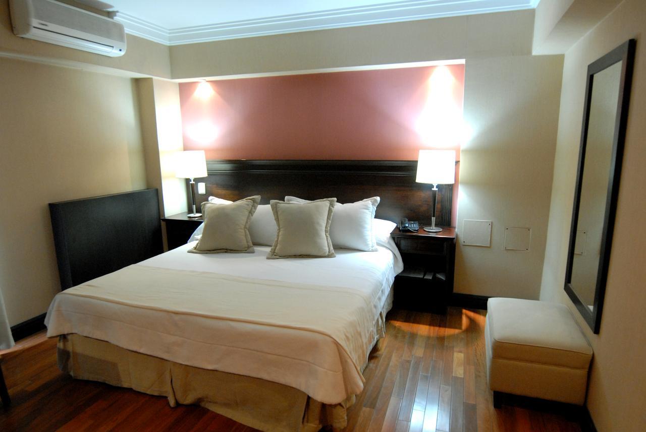 Premium Tower Suites Mendoza Bagian luar foto
